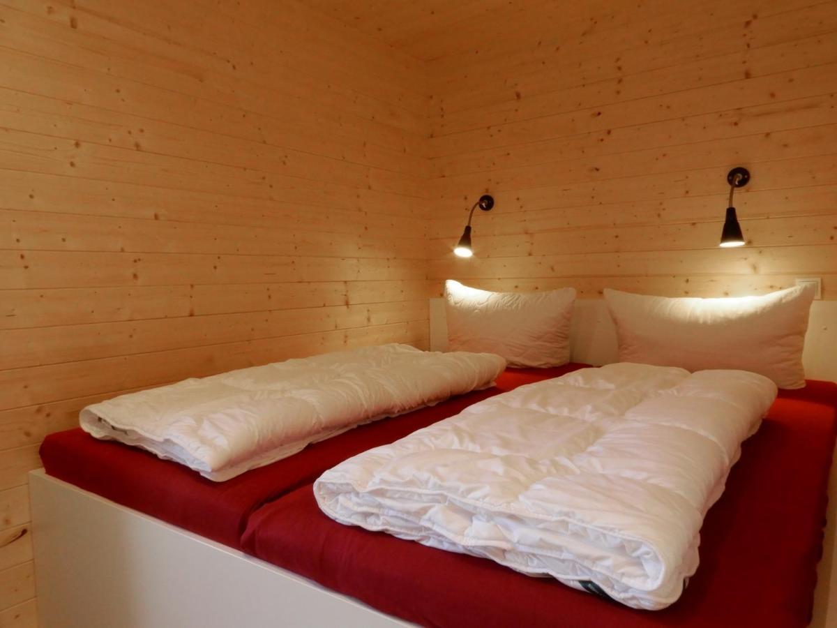 Schwarzes Holzferienhaus Mit Sauna -- Feldrain -- An Der Ostsee, Zierow Bei Wismar, 4-6 Personen Kültér fotó