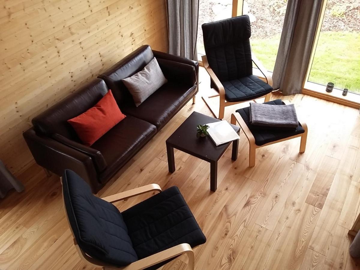Schwarzes Holzferienhaus Mit Sauna -- Feldrain -- An Der Ostsee, Zierow Bei Wismar, 4-6 Personen Kültér fotó