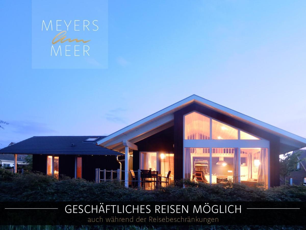 Schwarzes Holzferienhaus Mit Sauna -- Feldrain -- An Der Ostsee, Zierow Bei Wismar, 4-6 Personen Kültér fotó